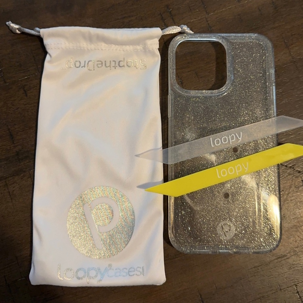 14 Pro Max Loopy Case